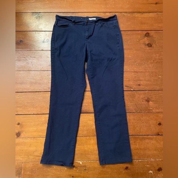 DKNY Dark Blue Navy Straight Leg Pants Jeans 8x30 - Picture 2 of 13